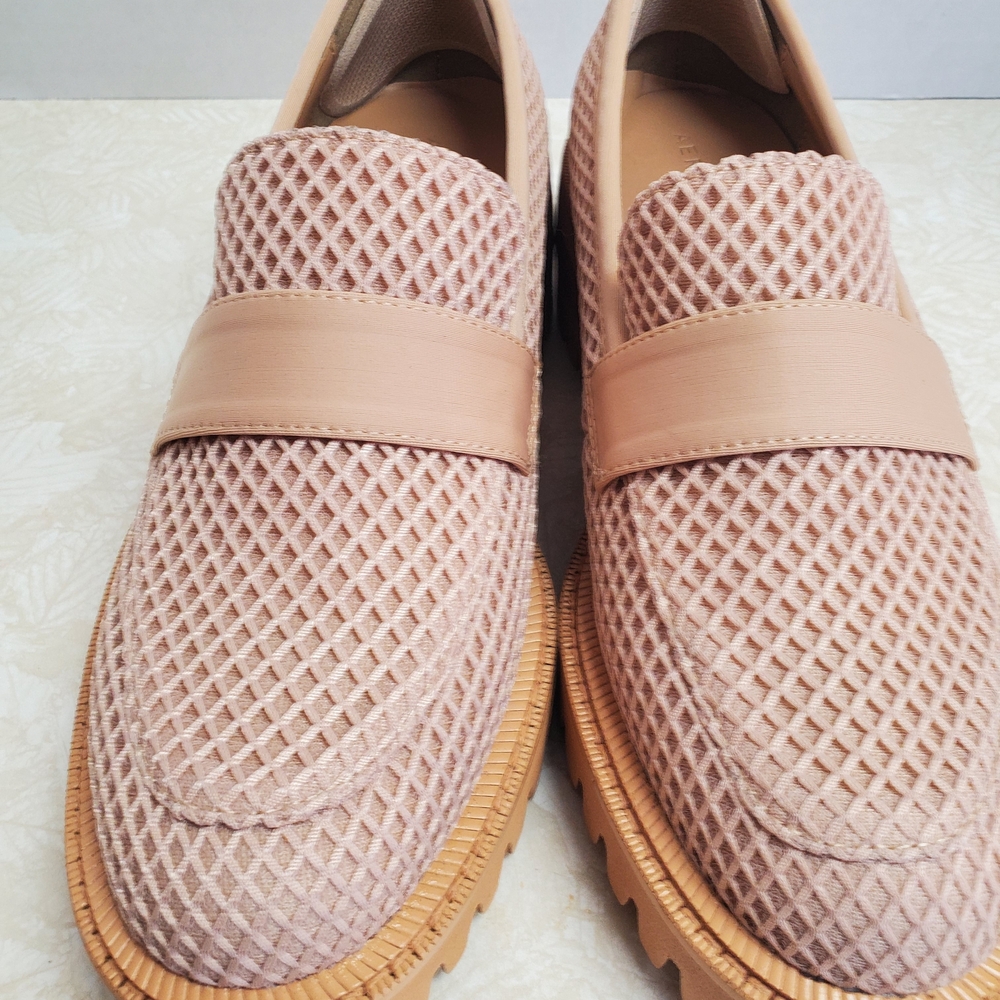 Areosoles Elegant Mesh Loafers in Pink and Tan - Picture 2 of 5